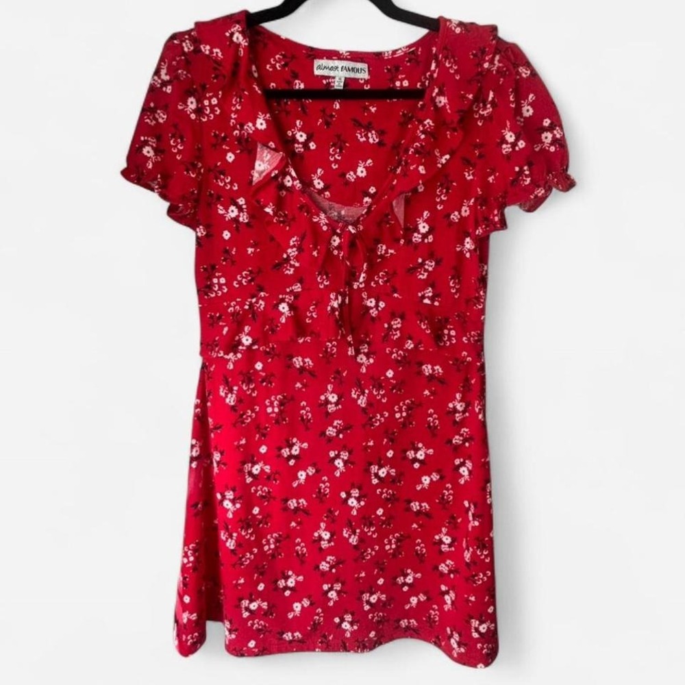 Almost Famous Red‎ Floral Dress Size XL